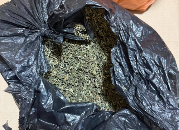 В Крыму осудили женщину, у которой нашли 1,5 кг каннабиса 