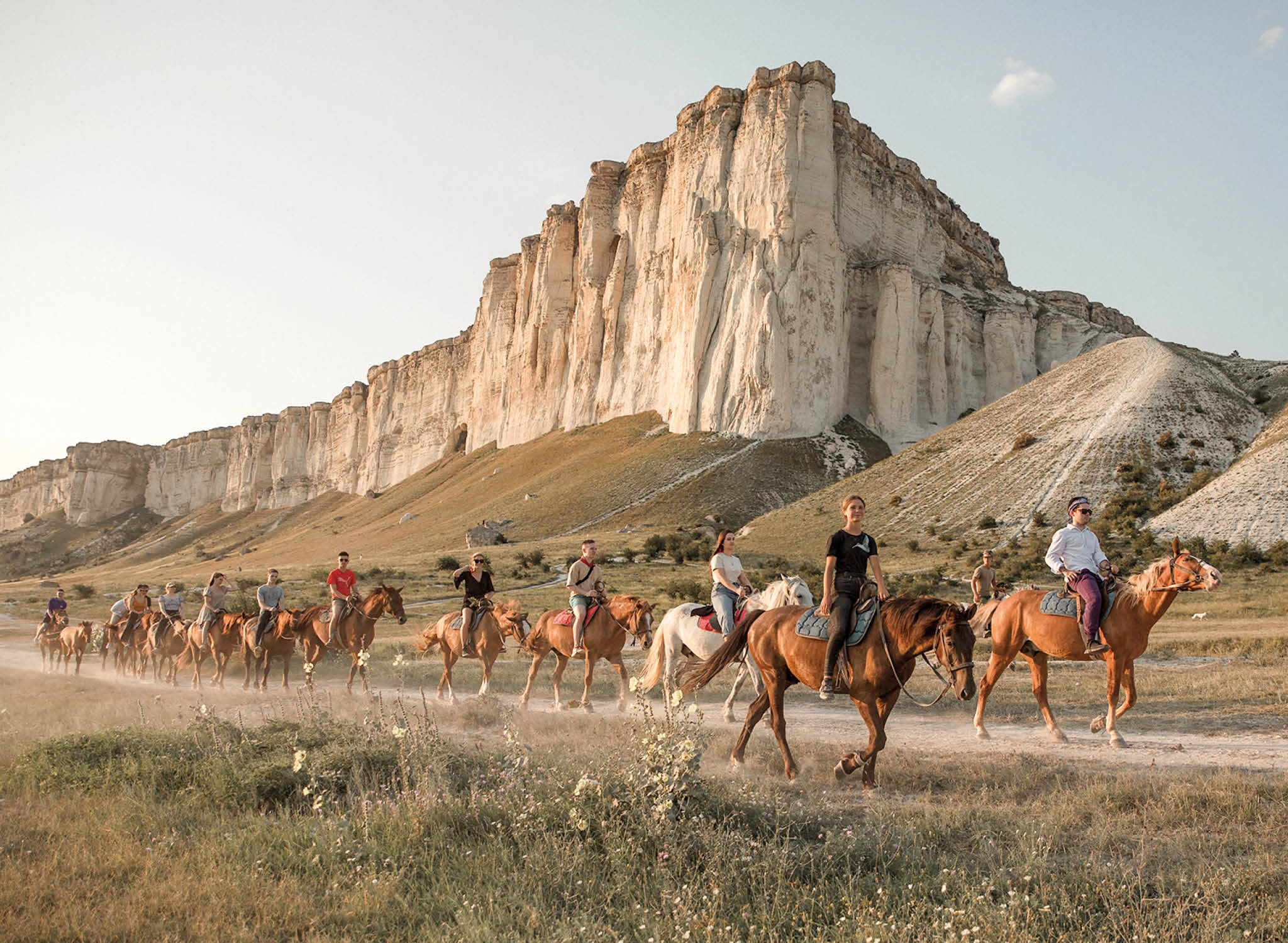 Где в Крыму можно покататься на лошадях и сколько это стоит