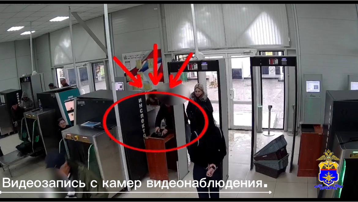 Транспортные полицейские Крыма поймали пожилого похитителя смартфона 