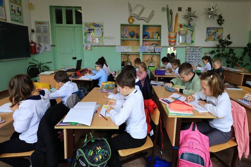 Крымские школы могут перевести на дистанционное обучение