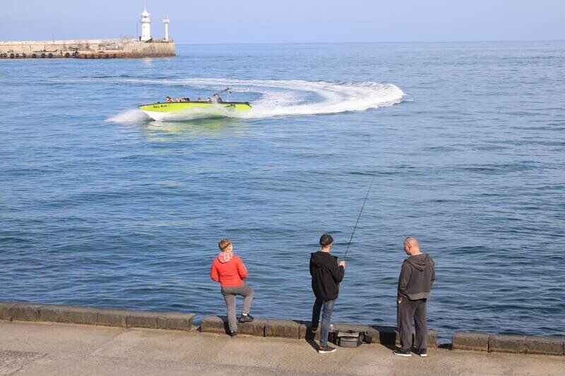 В Крыму рыбаки могут получить компенсацию за запрет выходить в море