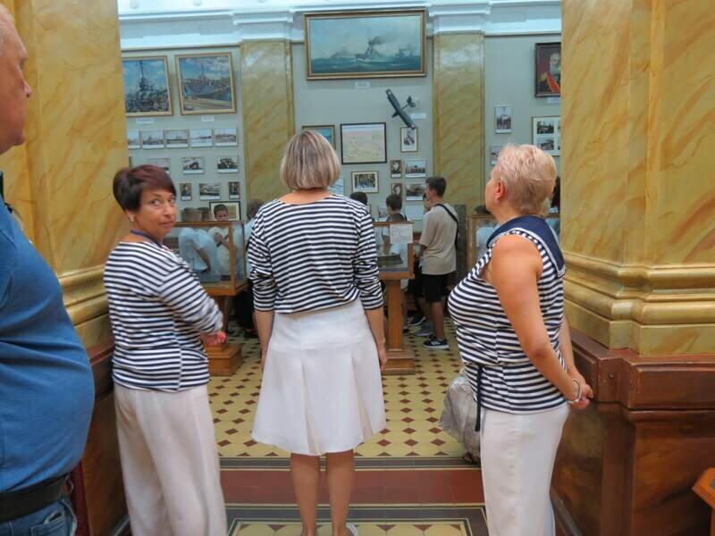 Как в Севастополе отметили день тельняшки