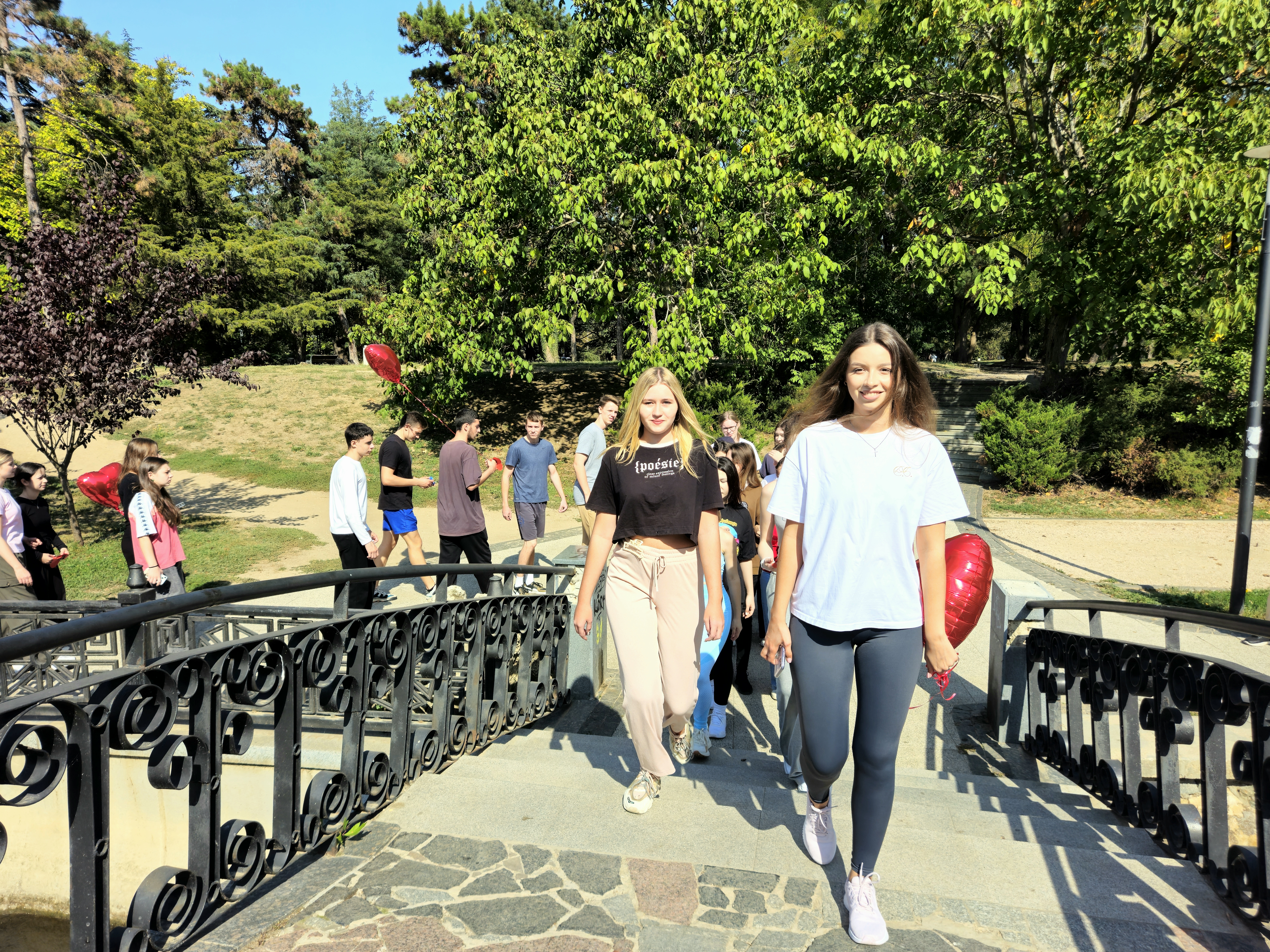 В Симферополе прошла всероссийская акция «10 тысяч шагов к жизни»