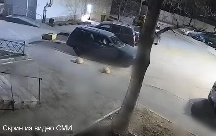 Полиция Симферополя ищет любителя разбивать чужие машины