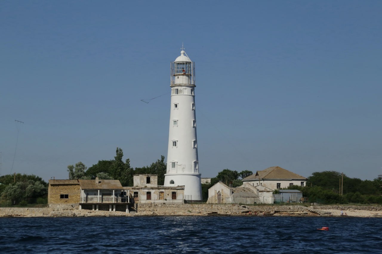 О семи маяках от Керчи до Тарханкута