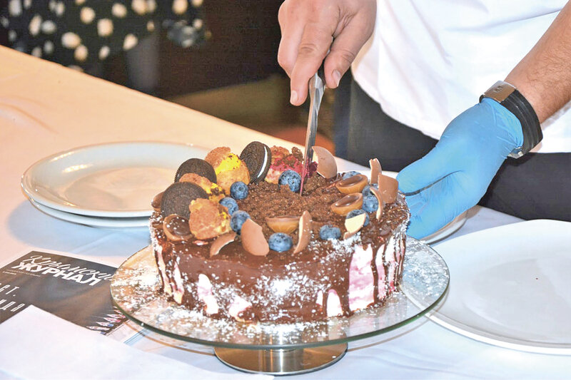 Сладости для радости: что такое дофаминовая ловушка и как её распознать