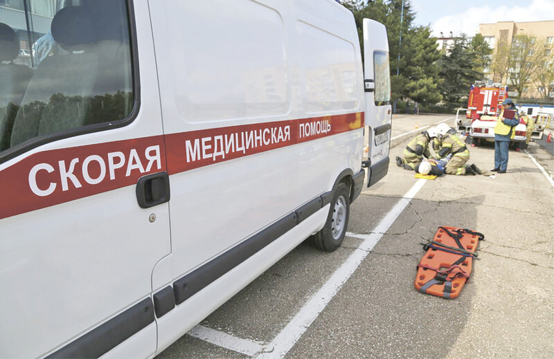 Буйные пациенты, бессонные ночи и необычные вызовы: как проходят будни врача скорой помощи