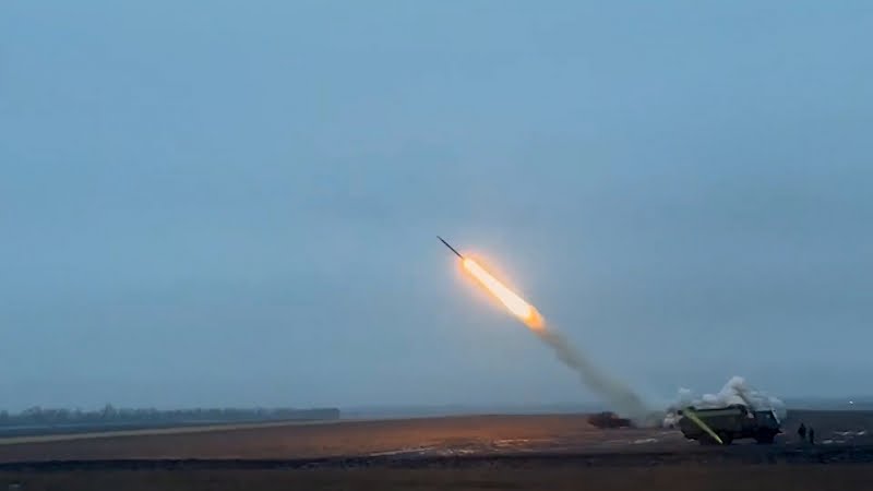 ВС РФ нанесли удар возмездия по военным целям на Украине: подробности 