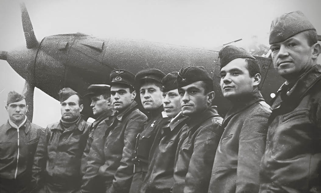 «Тщетны были призывы фюрера»: воспоминания маршалов и лётчиков об освобождении Крыма в 1944-м