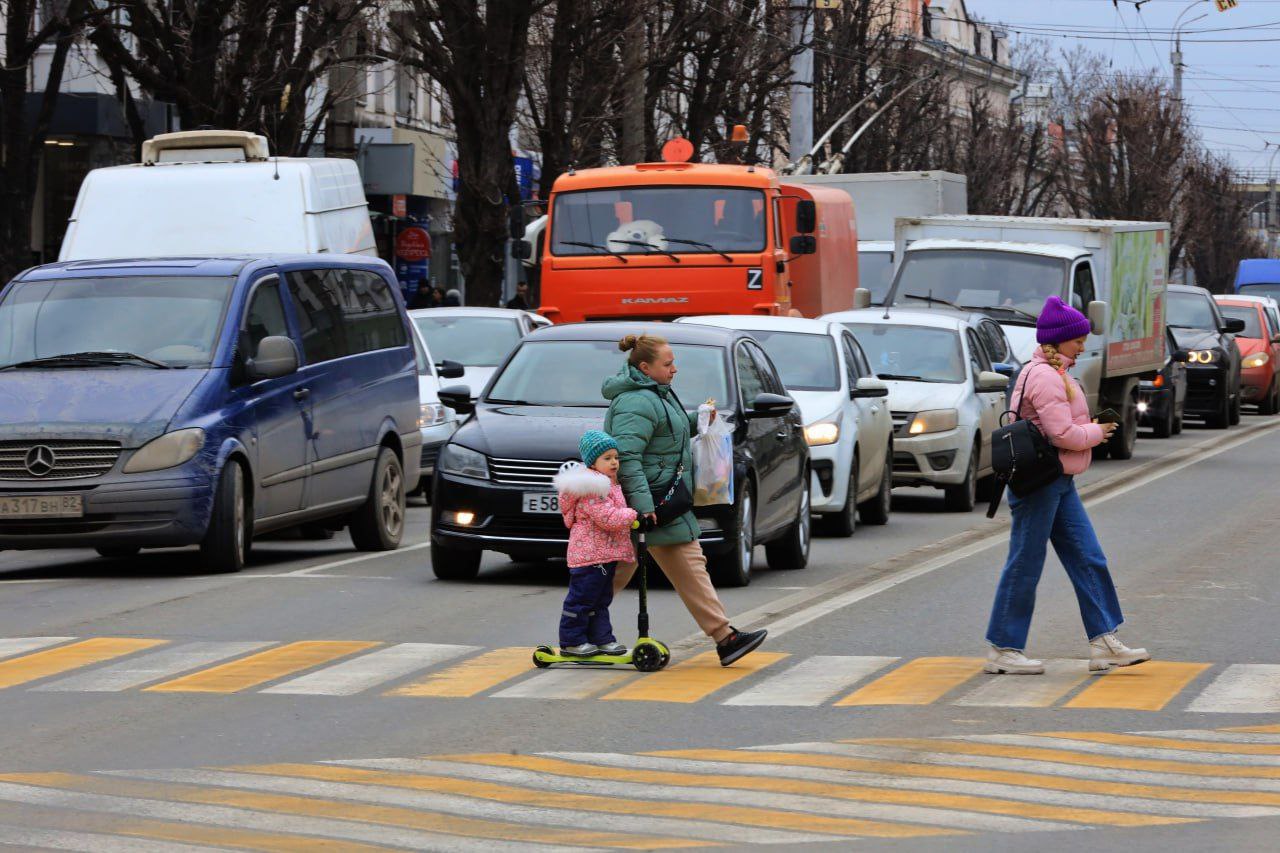 Госавтоинспекция: как пешеходу избежать опасных ситуаций на дороге