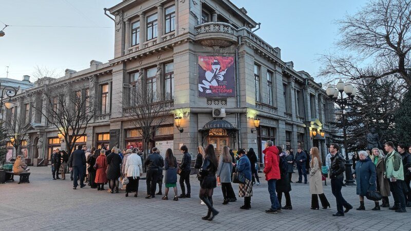 Крымские артисты высказались о лишении званий культурных деятелей, выступающих против России