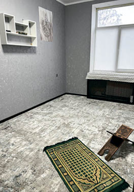 Первая молельная комната в Симферополе – маленький огонёк в стремлении военных-мусульман соблюдать столпы религии 