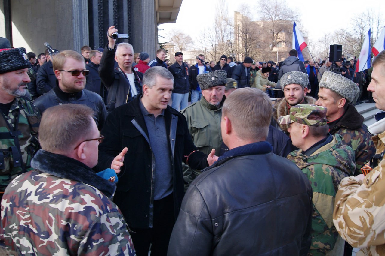 «Настоящий патриотический порыв»: Аксёнов — о том, как 23 февраля 2014 года создавалось ополчение Крыма