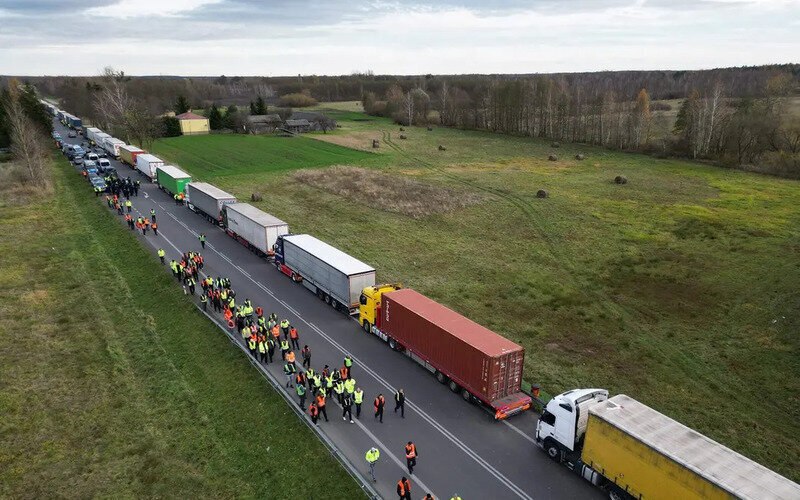Дружба дружбой, а деньги врозь: чем грозит Украине конфликт с Польшей