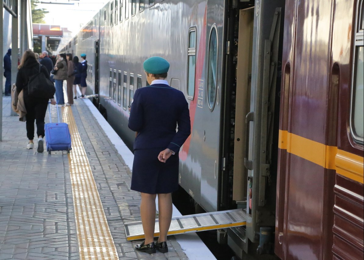 В Крыму по железной дороге за год планируют перевезти свыше 10 млн пассажиров