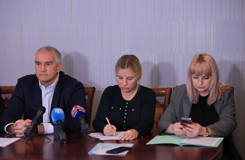 В Симферополе проходит заседание Олимпийского комитета - фоторепортаж