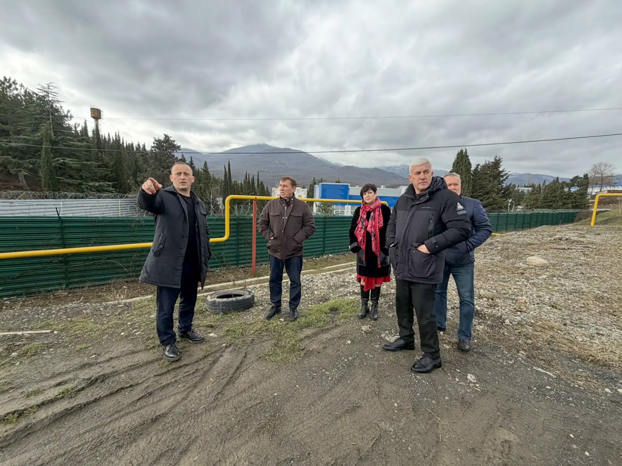 Гоцанюк поручил выявить наиболее аварийные и уязвимые участки Кутузовского и Изобильненского водохранилищ