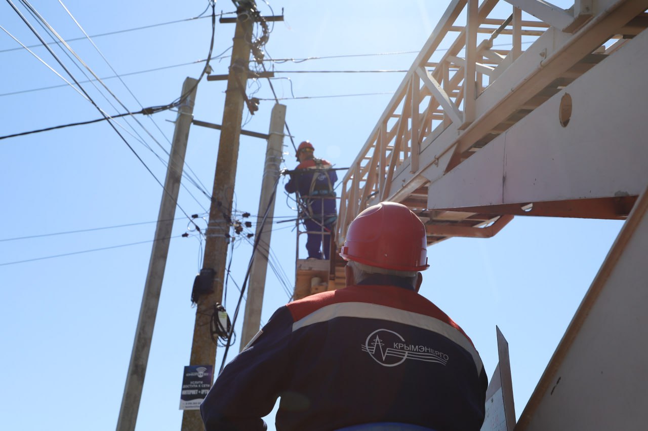 В Крыму за два года восстановили свыше 2000 км сетей уличного освещения