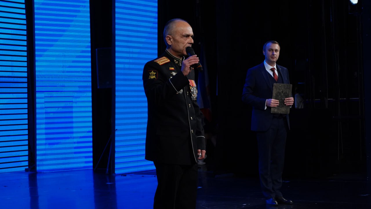 В Крымскотатарском музыкально-драматическом театре прошёл концерт в честь героев СВО