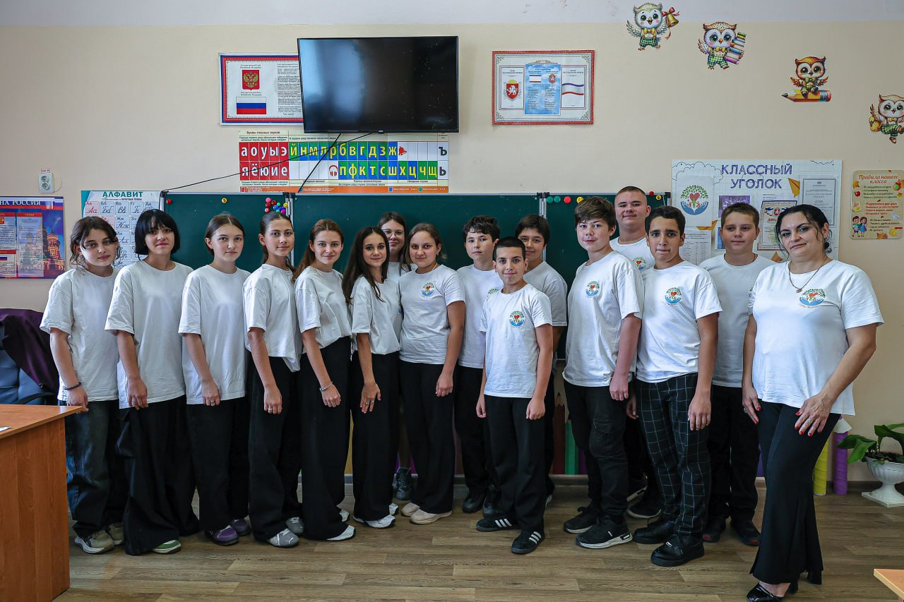 Как школьники Симферопольского района совмещают экологическое и патриотическое волонтёрство