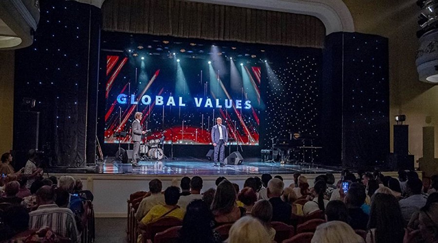 Бесплатные показы фильмов и общение с актёрами: в Севастополе пройдёт форум кинематографистов