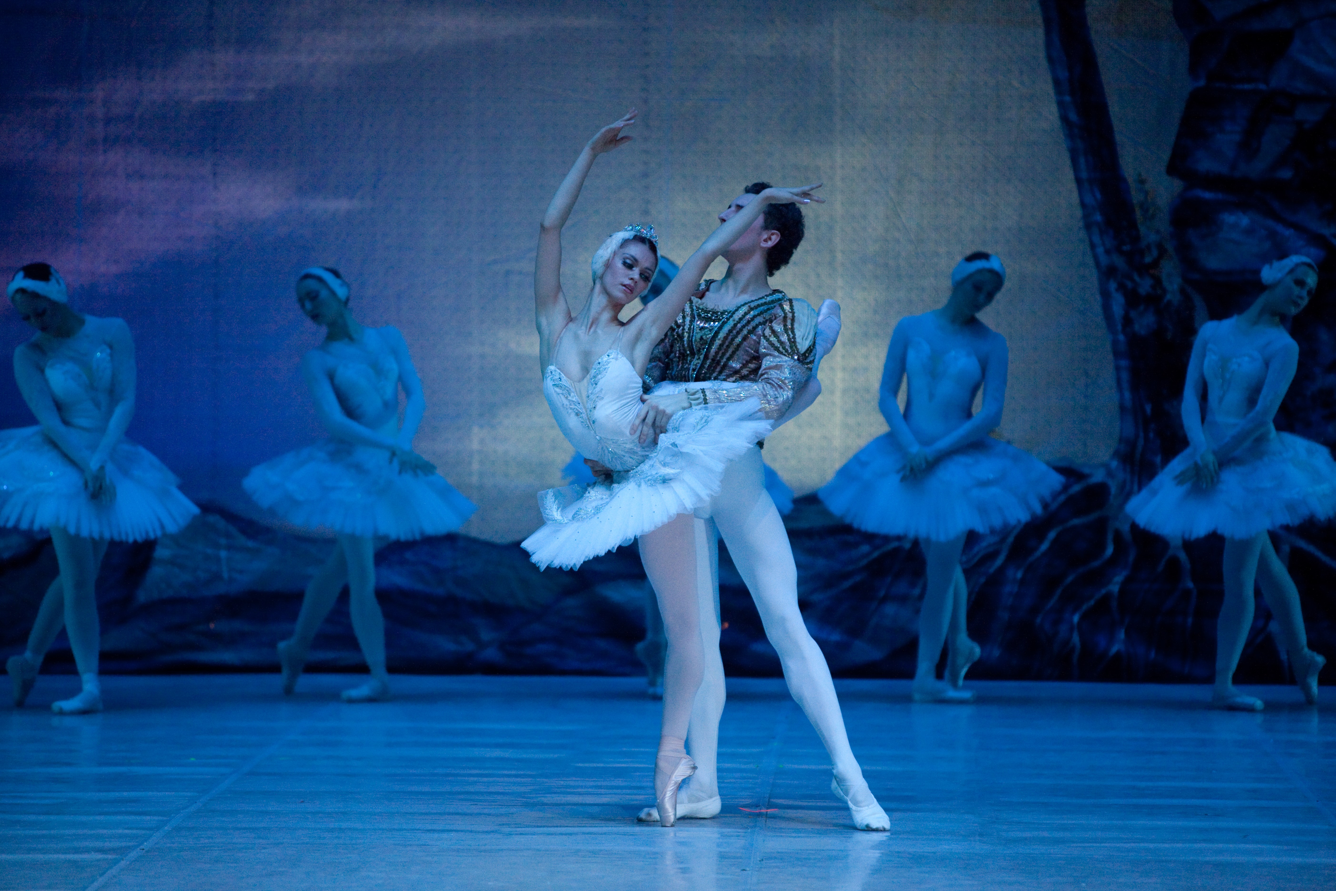 Когда балерины начали танцевать на пуантах и почему глаза никогда не мёрзнут: рубрика интересных фактов