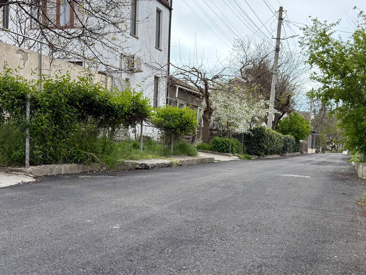 В Евпатории приведут в порядок дороги на 125 улицах