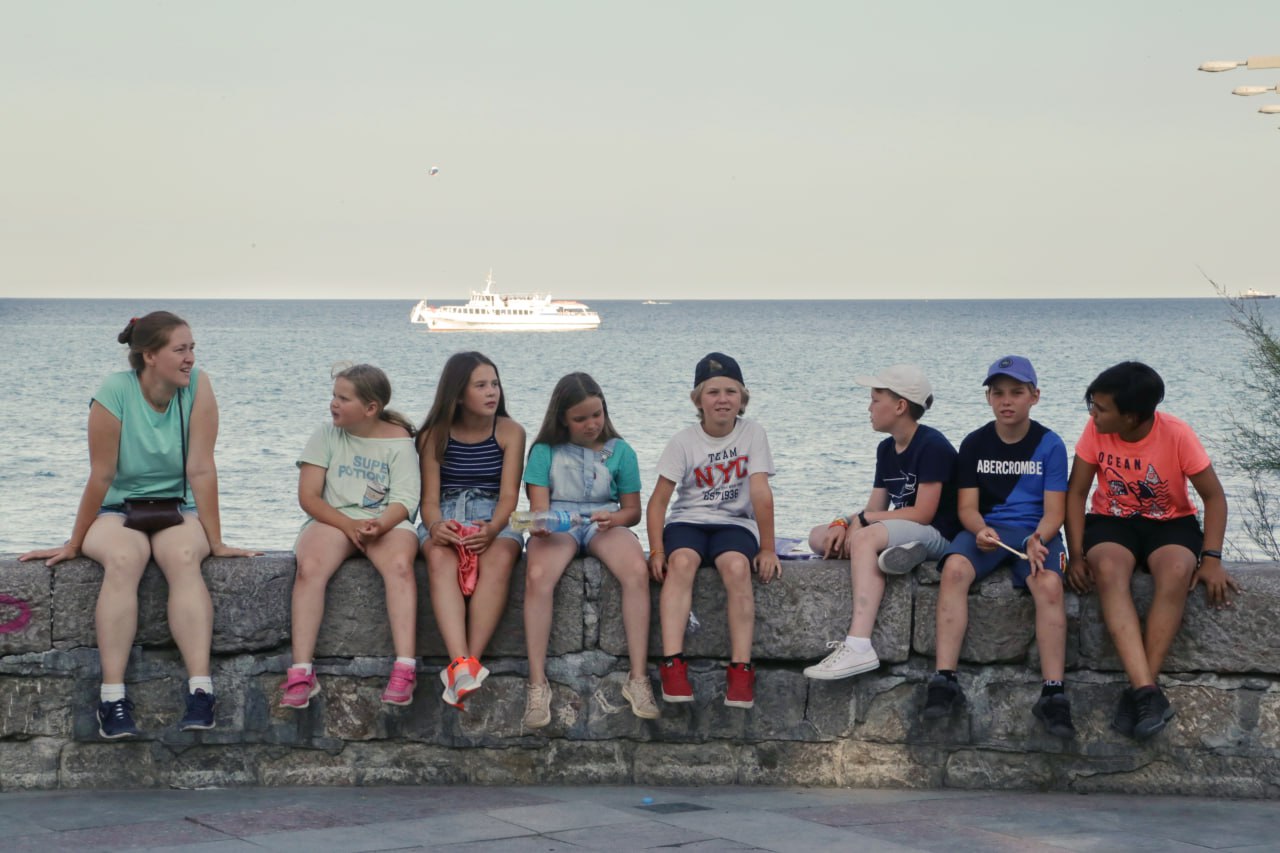 Около 180 тысяч детей оздоровятся этим летом в Крыму