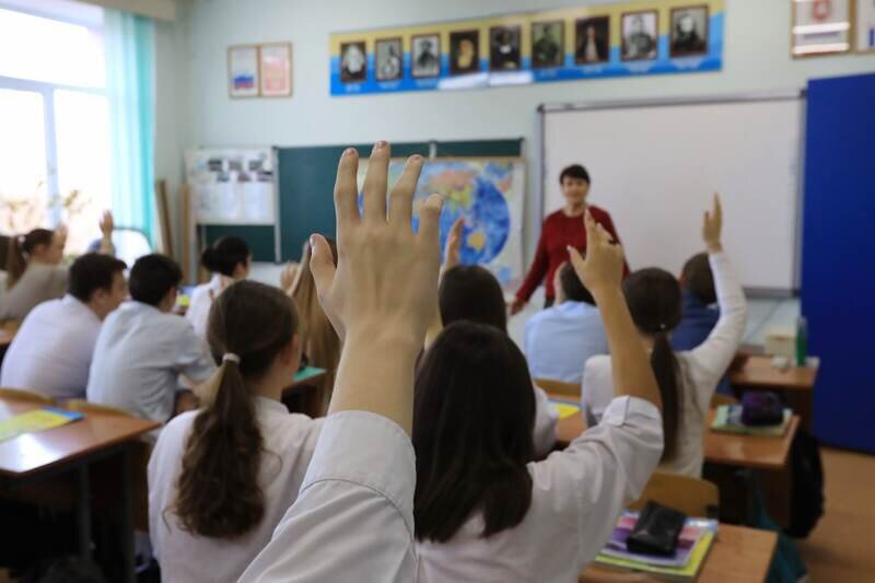 Кванториум, вторая смена и жилье для одарённых детей: какие изменения ждут школьников Крыма 