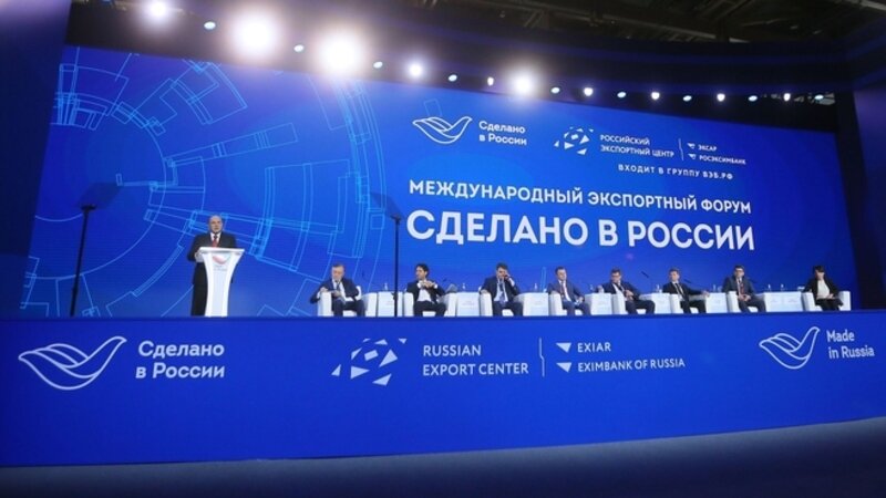 Крымский электрокар представили главе правительства России 