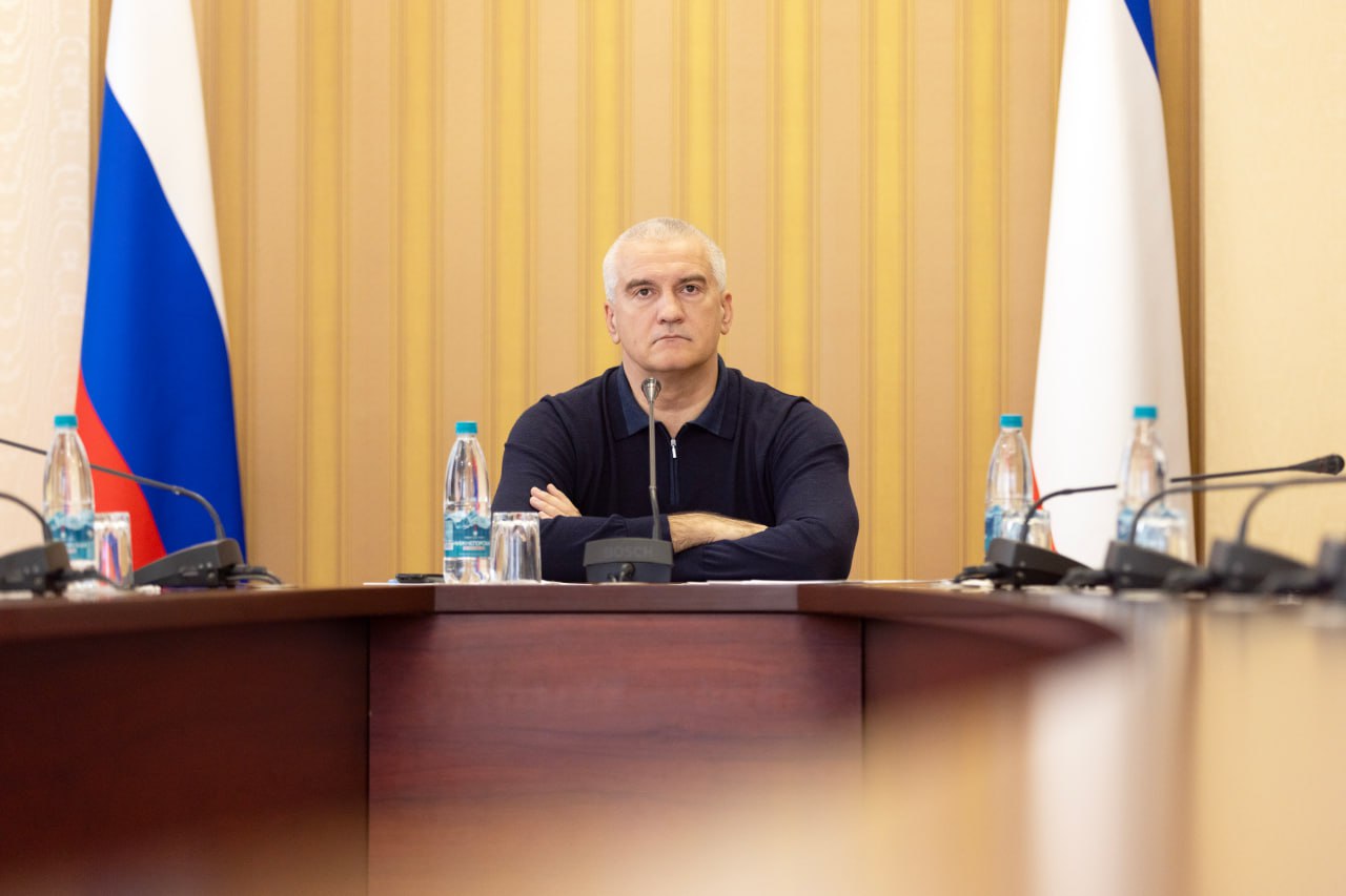 Аксёнов о разливе мазута в Керченском проливе: ситуацию держу на постоянном личном контроле