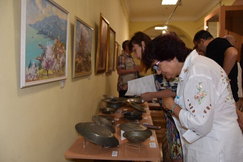 В Крымском этнографическом музее представили уникальные экспонаты конца XIX - середины XX