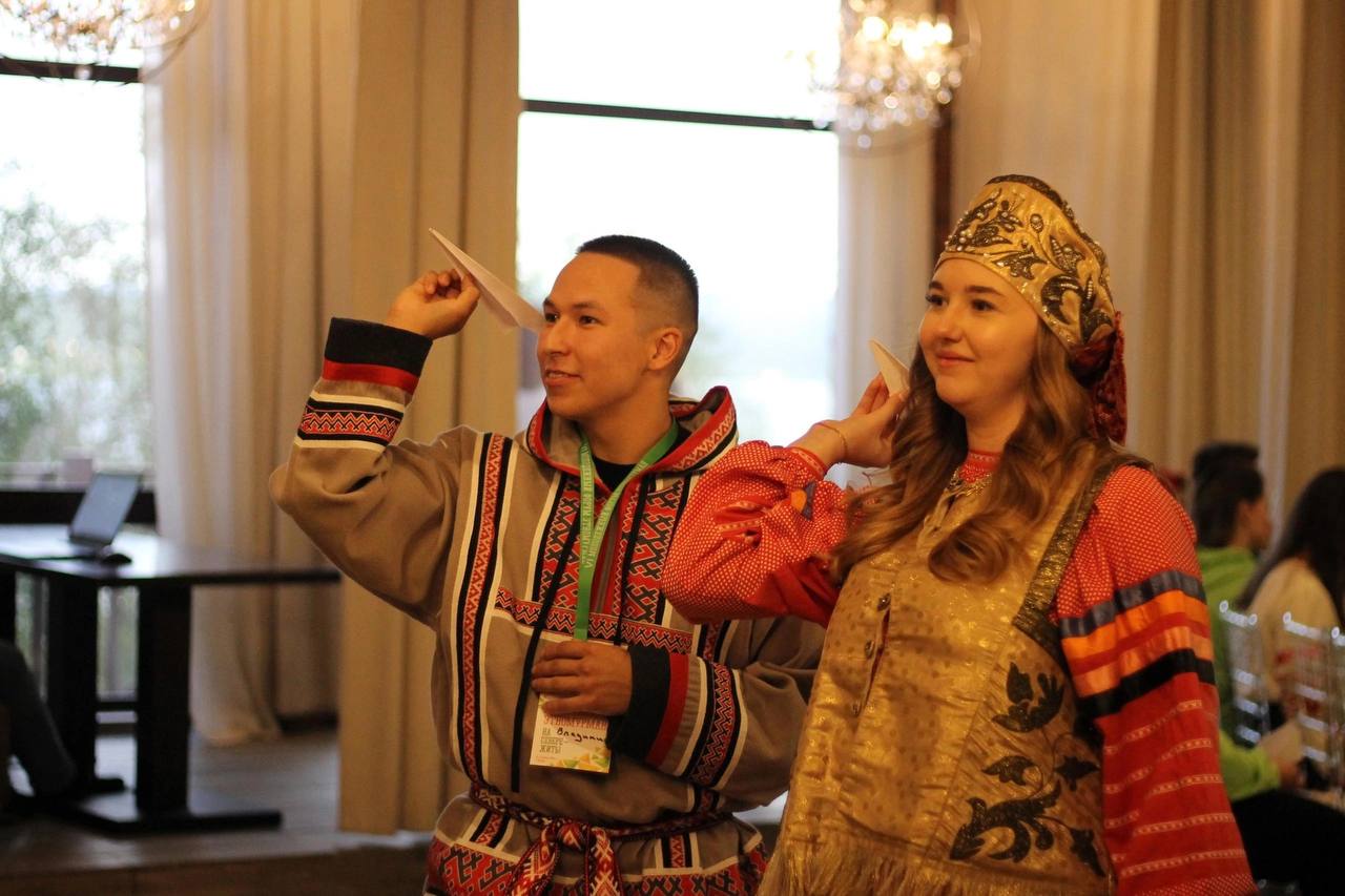 Тематические выставки и грант до 500 тысяч рублей: крымчан приглашают на молодёжный форум в Заполярье