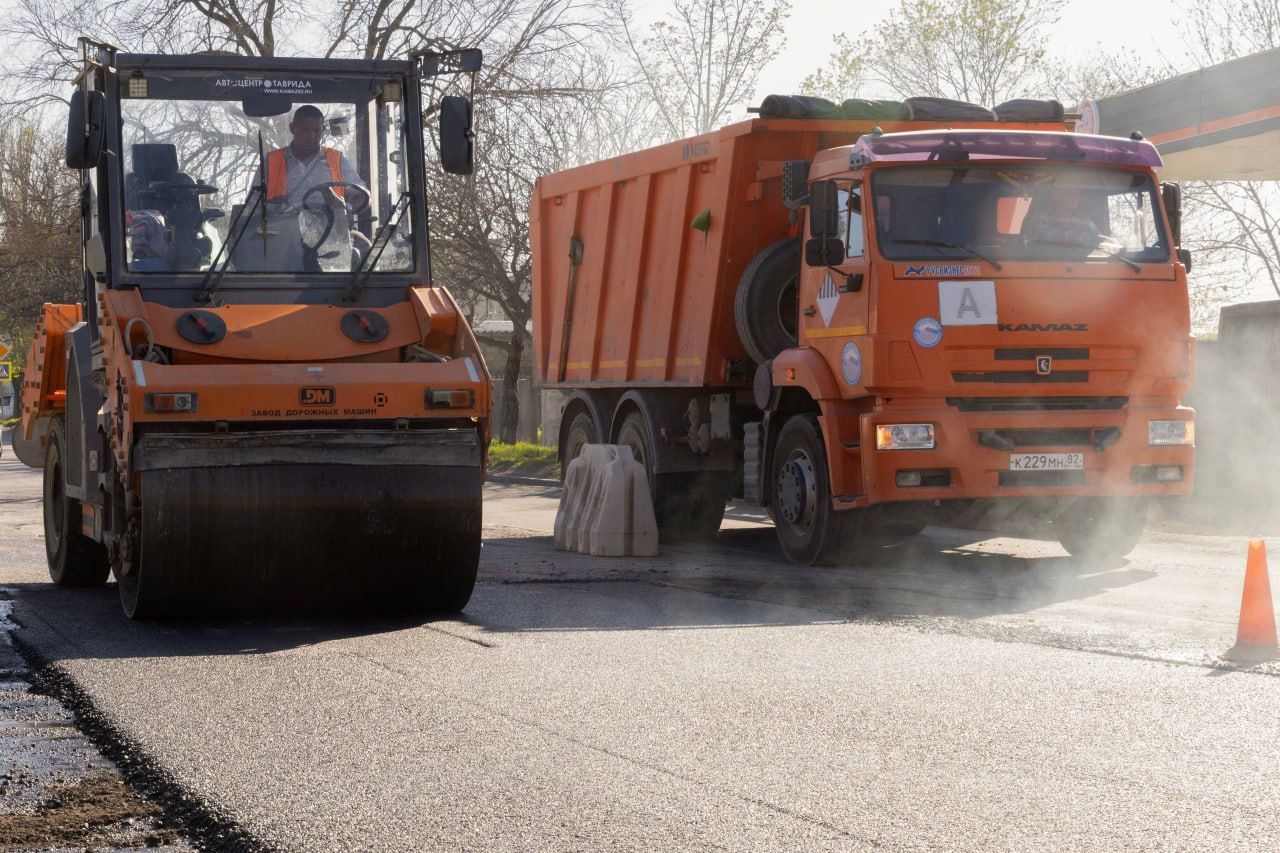 "Крымавтодор" получил 1 млрд рублей на ремонт дорог