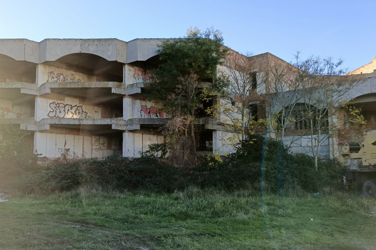 На месте Дворца пионеров в Евпатории построят жилые дома