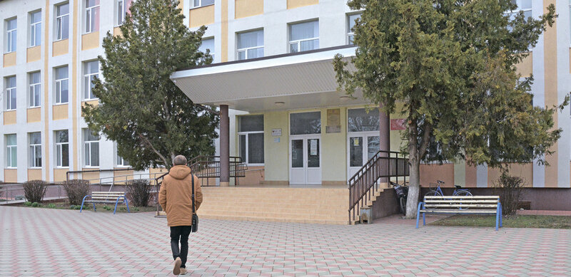 О чём мечтают и на что жалуются жители села Кировского  Черноморского района