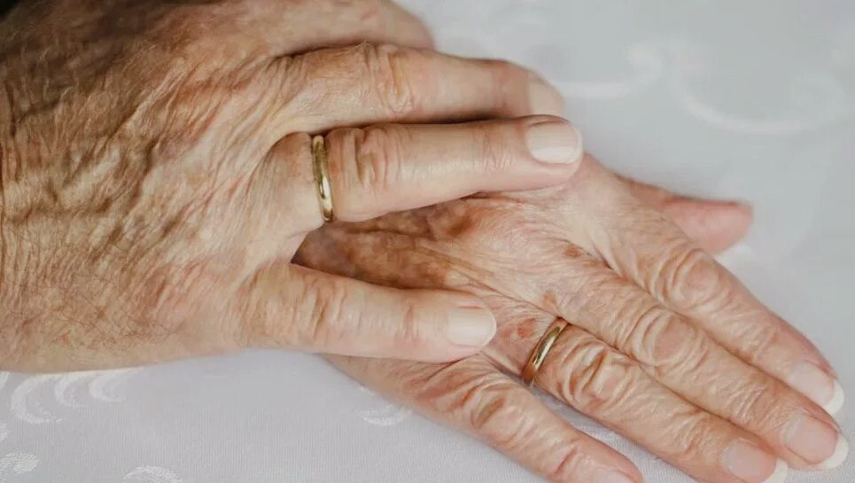 В Минюсте Крыма назвали возраста самых пожилых и самых молодых новобрачных на прошлой неделе