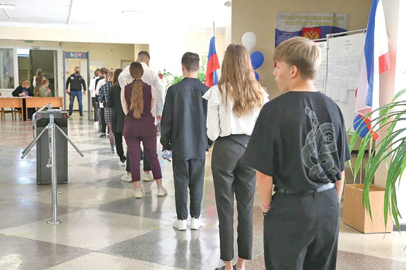Всё о ЕГЭ и ОГЭ в Крыму: минимальные баллы, популярные предметы и дни пересдачи для выпускников