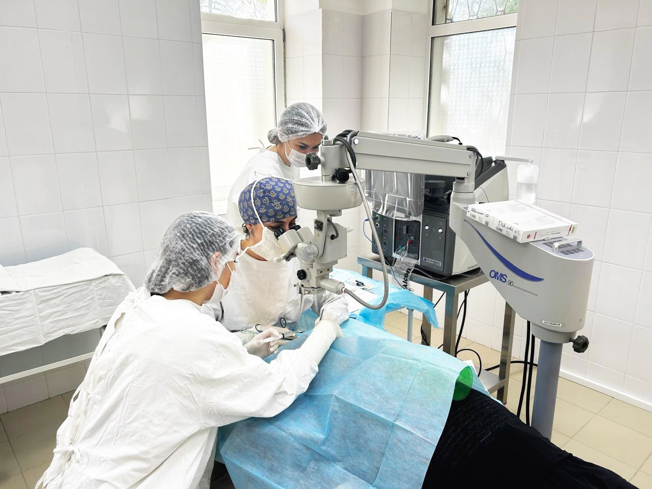 В Медицинском офтальмологическом центре Евпатории провели более тысячи операций 