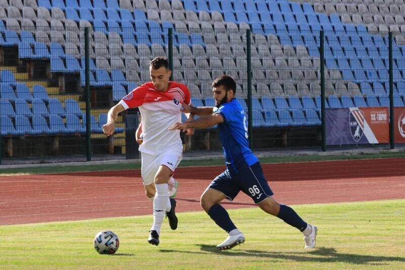 Как симферопольская «ТСК-Таврия» сыграла с алуштинским «Алустоном-ЮБК» - фото