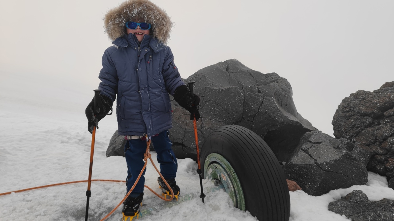 Отец покорившего Эльбрус крымского мальчика поделился планами на новые восхождения