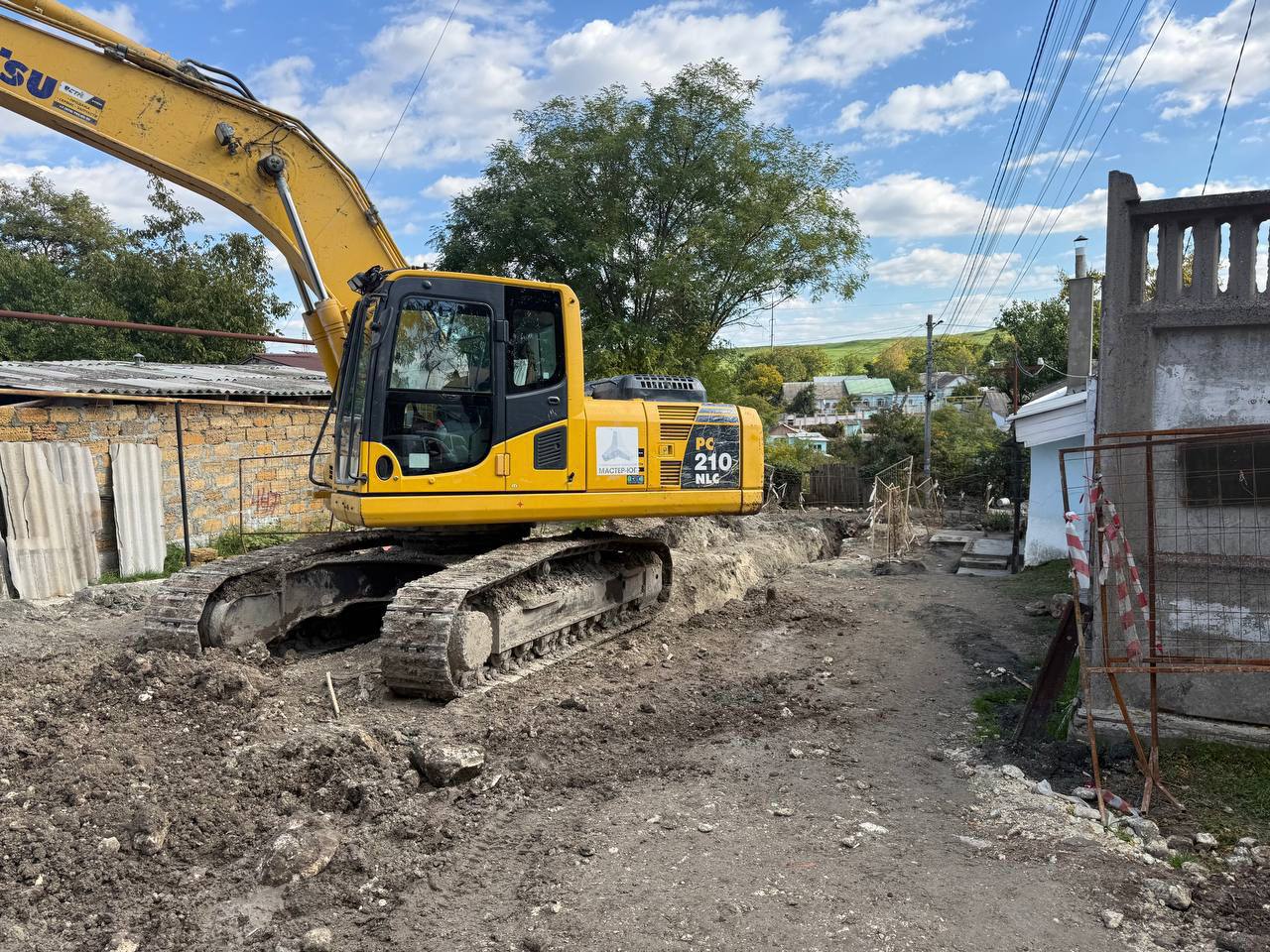 Без вести пропавший мужчина погиб в траншее в Старом городе Симферополя: возбуждено уголовное дело