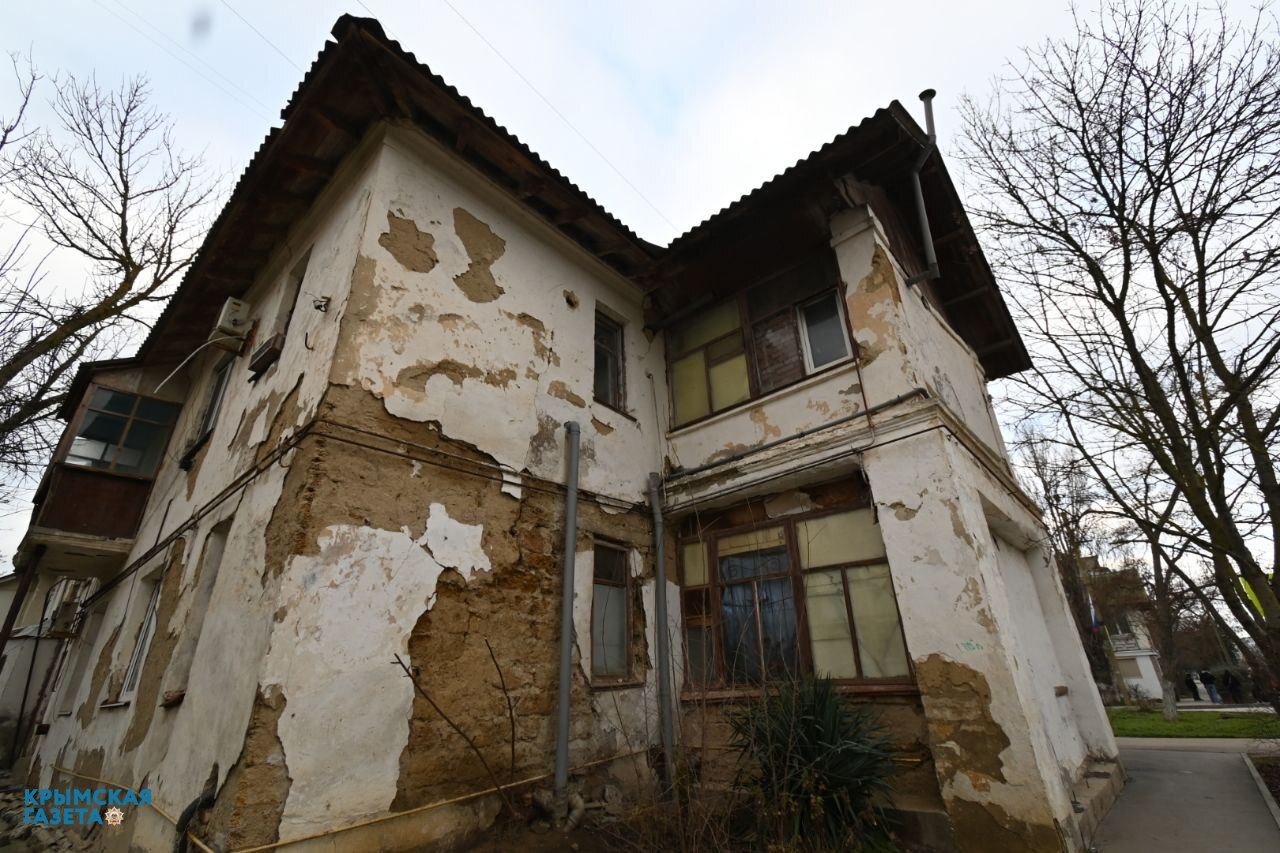 В Крыму формируют новую программу переселения жителей аварийных домов
