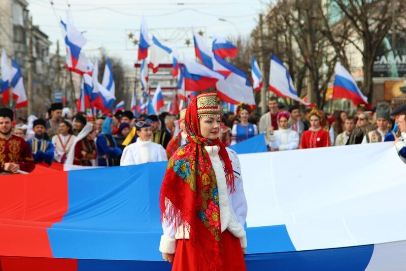 Автопробег, концерты, выставки: как Крым отметит девятую годовщину воссоединения с Россией