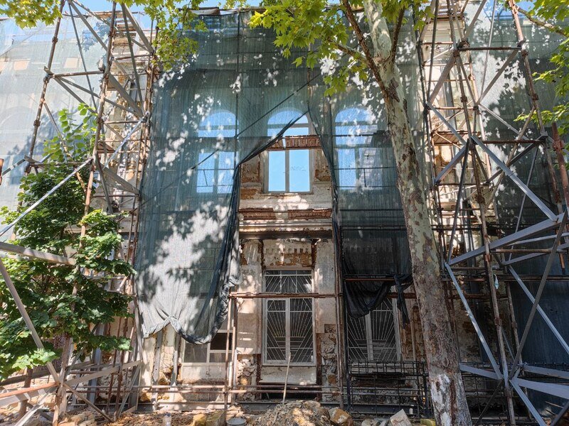 Стало известно, почему откладывается завершение реставрации здания филармонии в Симферополе