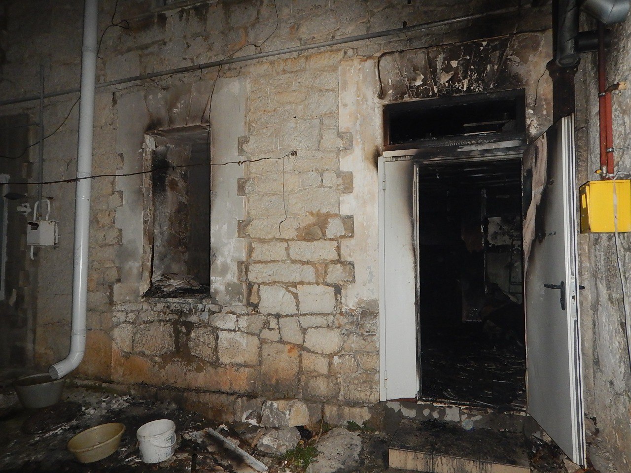 В Ялте заживо сгорело двое мужчин