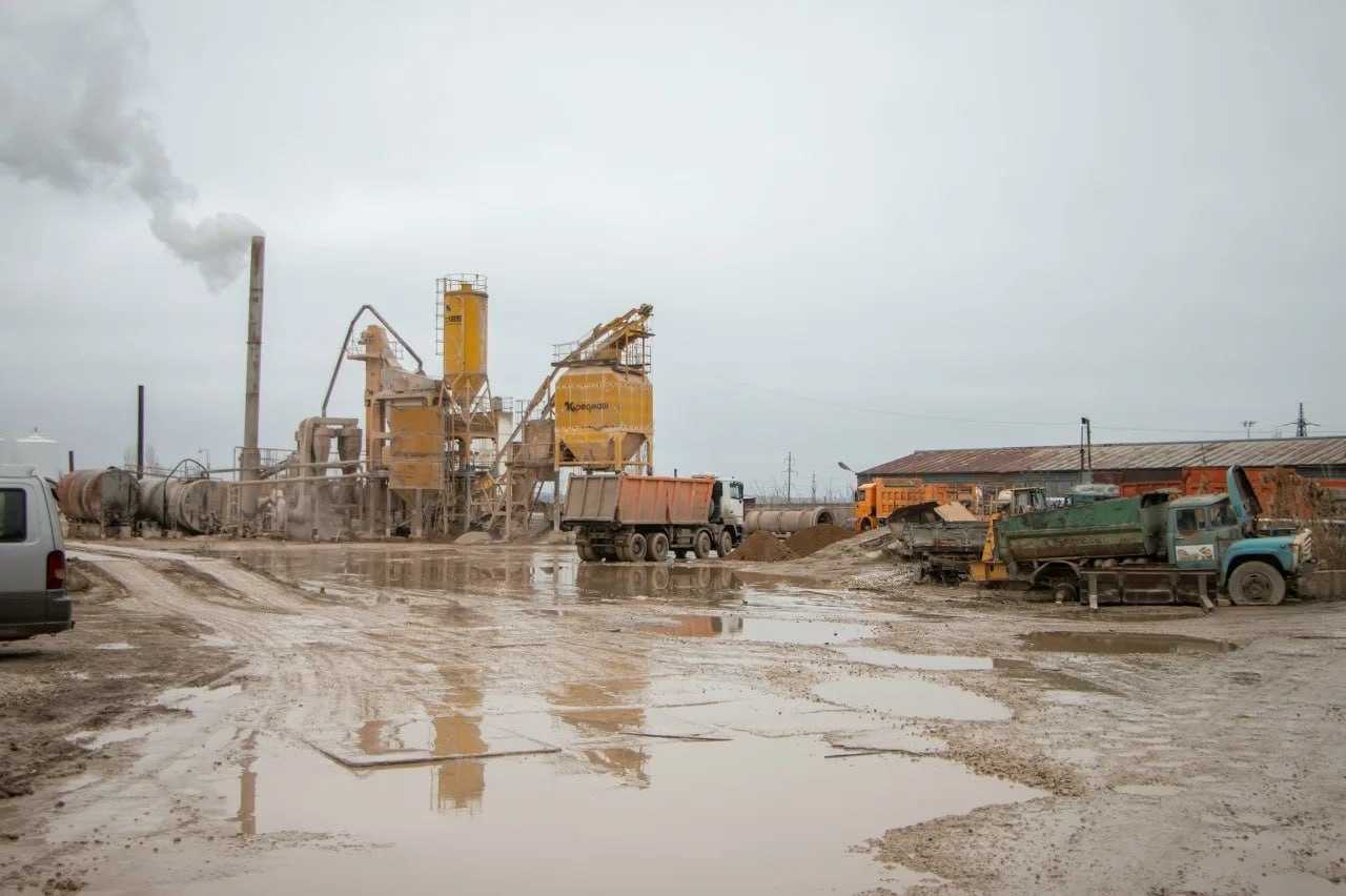 Асфальтный завод в Керчи перенесут из центра города