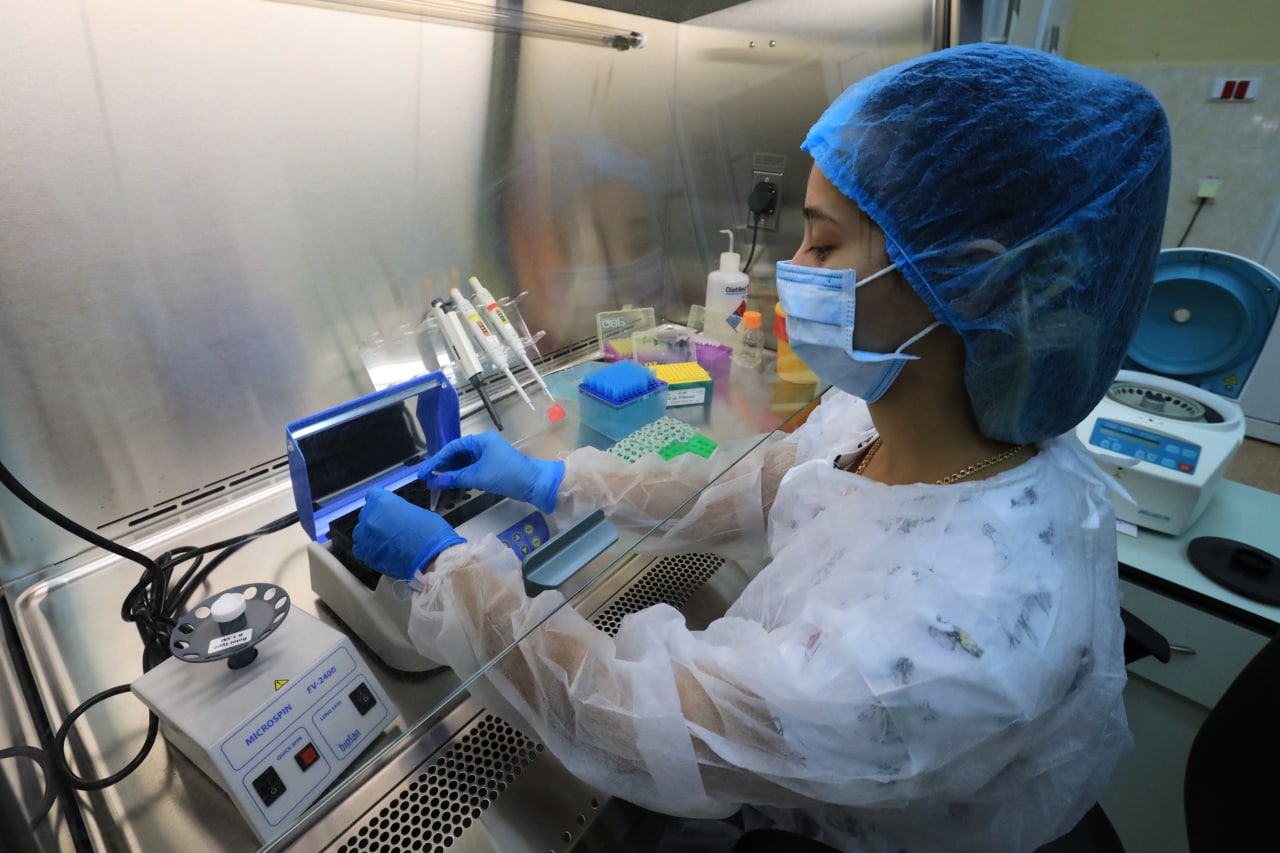 Крымские ученые будут участвовать в исследованиях российской вакцины против рака