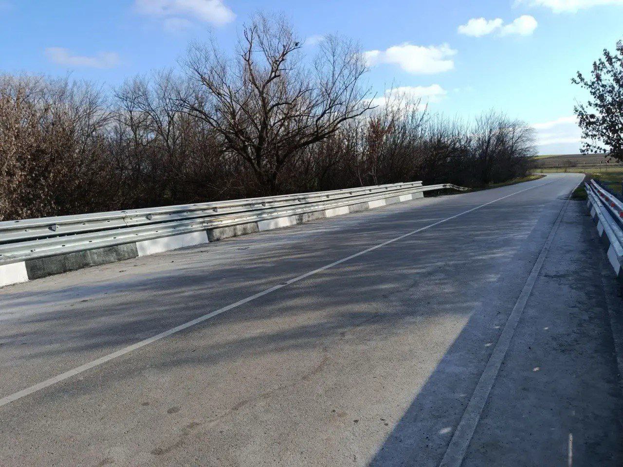 Под Симферополем завершили ремонт моста