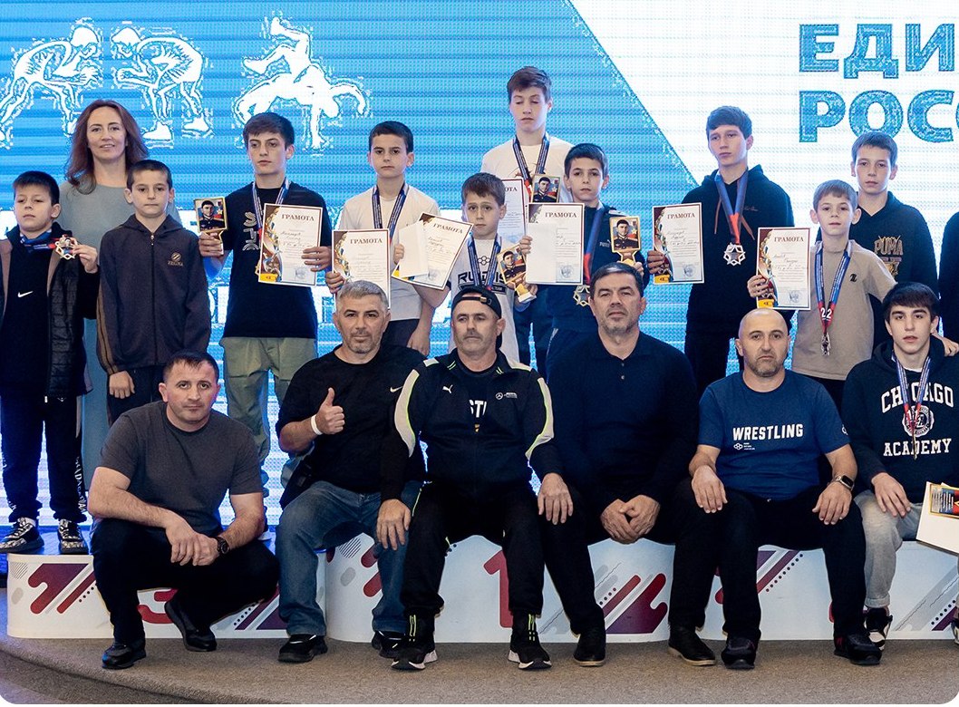 Открытый Республиканский турнир по вольной борьбе состоялся в Крыму